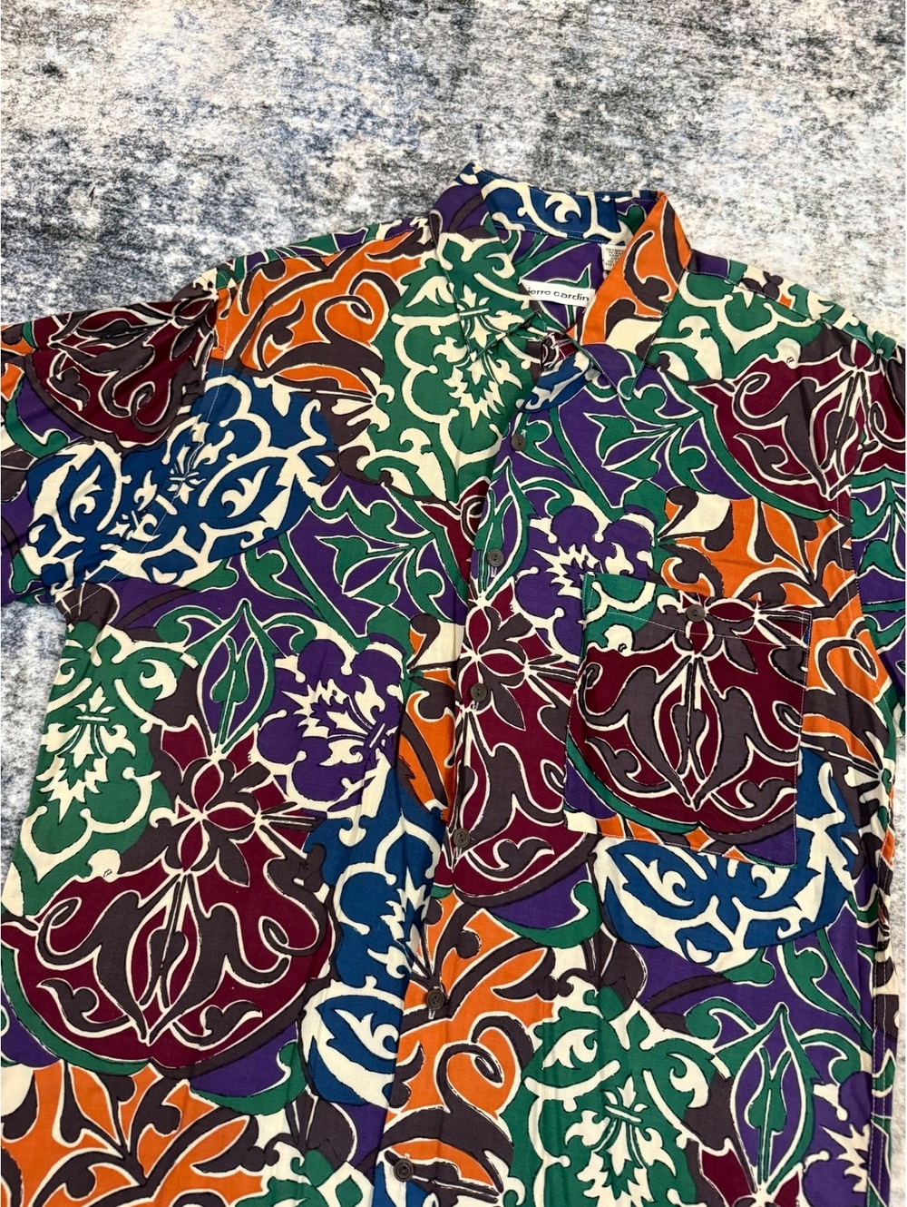 Pierre Cardin Mens Medium Shirt 100% Rayon Abstract Floral Colorful Button Up